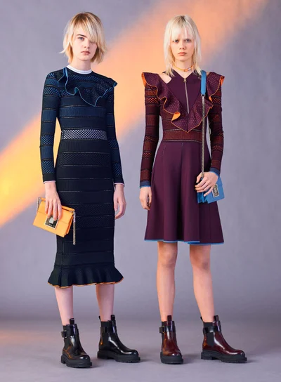 Look 32